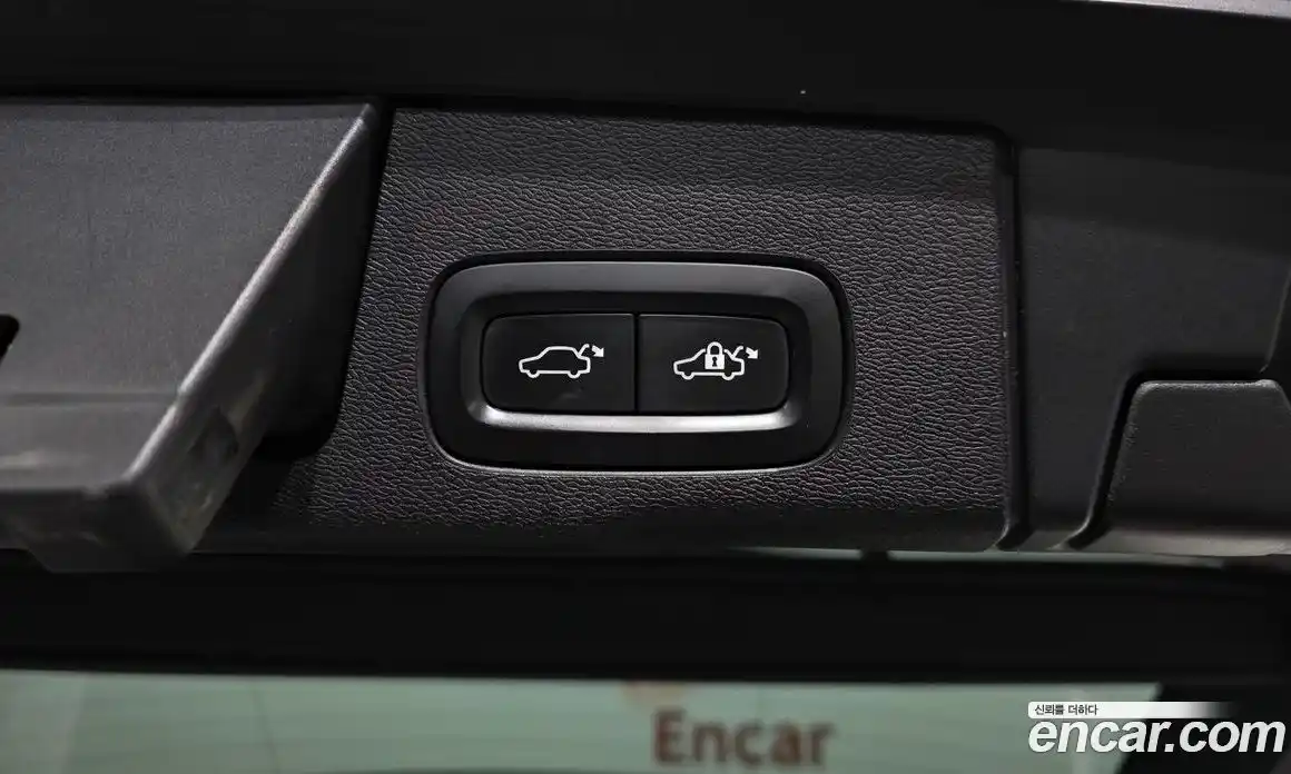 Volvo XC60 2020 2.0 гидро в Москве № 1348797, фото 32