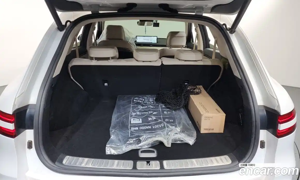 Genesis GV70 2023 2.5 гидро, фото 24