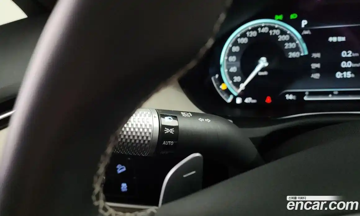 Genesis GV70 2023 2.5 гидро, фото 28