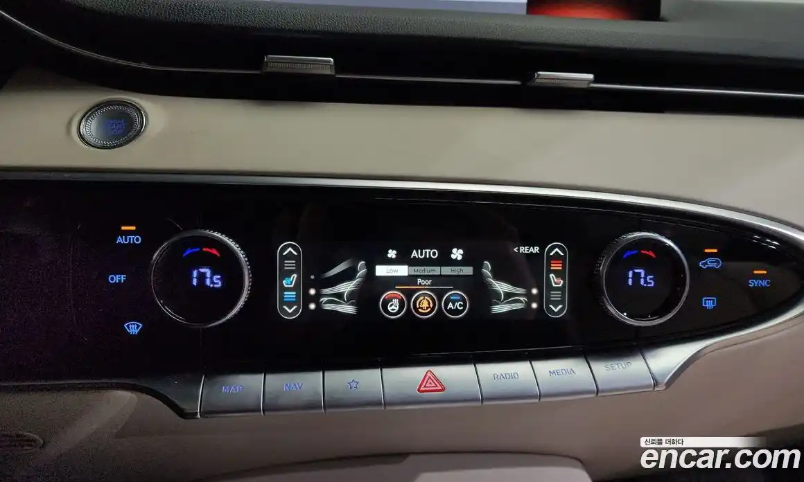Genesis GV70 2023 2.5 гидро, фото 33