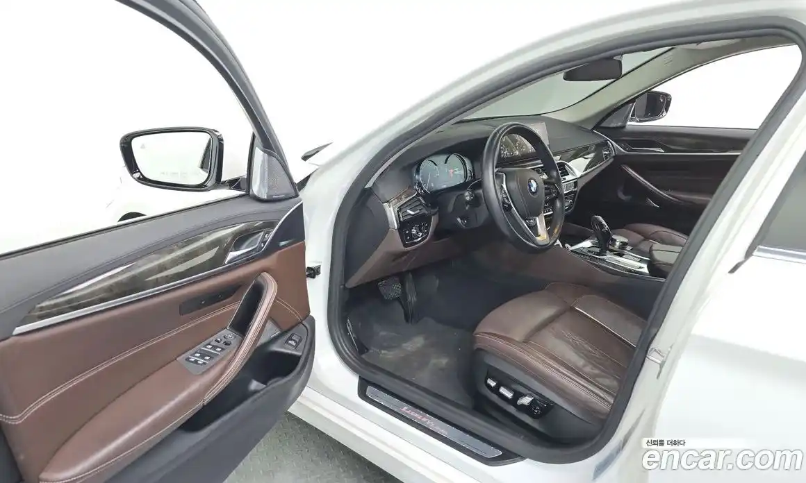 BMW 5-Series 2018 3.0 гидро в Москве № 1401413, фото 13