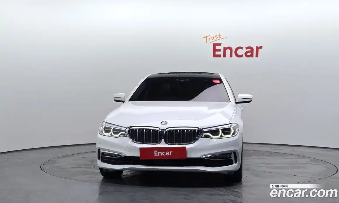 BMW 5-Series 2018 3.0 гидро в Москве № 1401413, фото 3