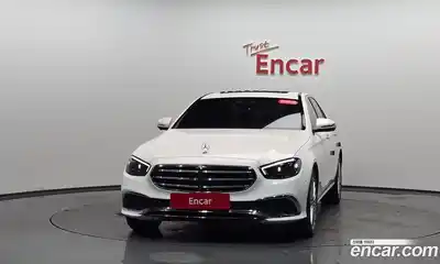 Mercedes-Benz E-Class 2023 1.9 гидро в Москве № 1403411, миниатюра 2