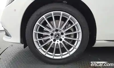 Mercedes-Benz E-Class 2023 1.9 гидро в Москве № 1403411, миниатюра 4