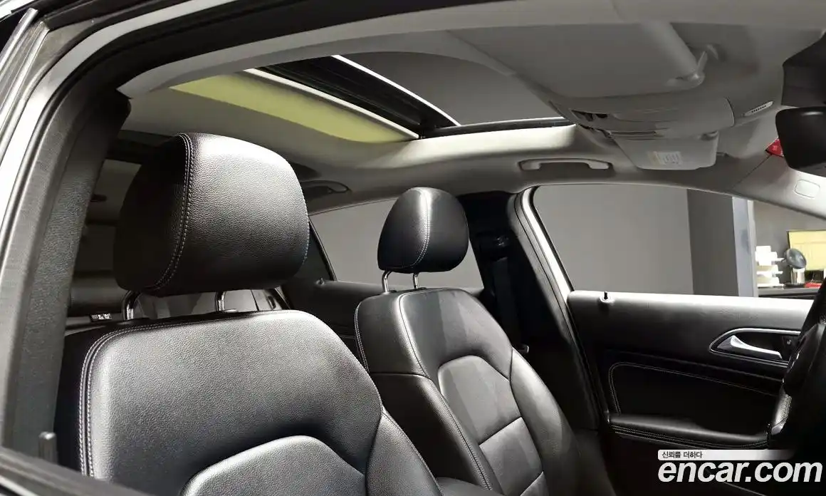 Mercedes-Benz GLA-Class 2018 2.0 гидро в Москве № 1403490, фото 21