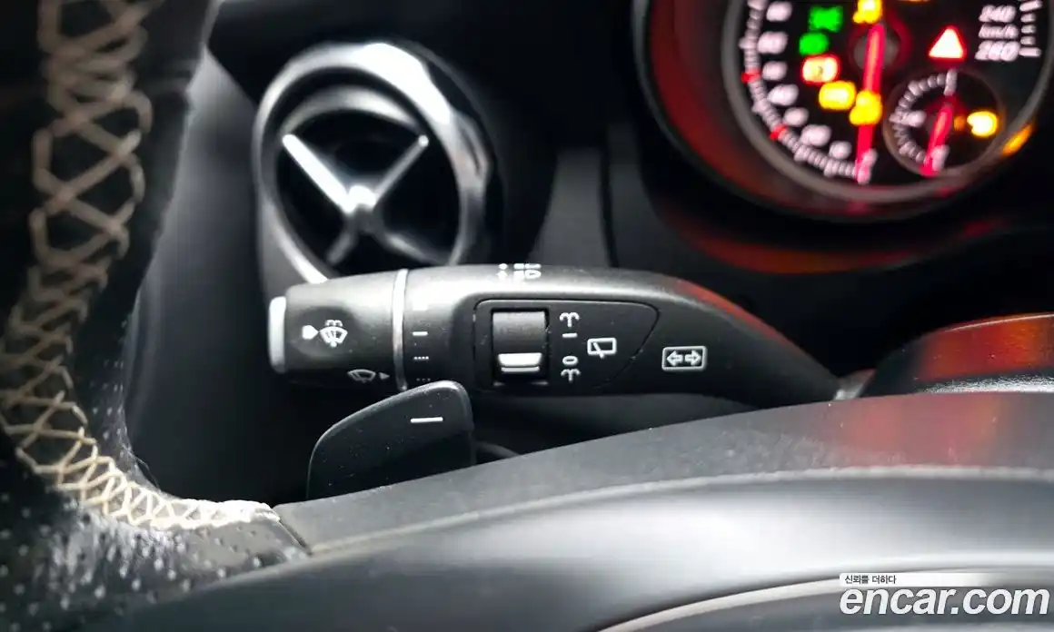 Mercedes-Benz GLA-Class 2018 2.0 гидро в Москве № 1403490, фото 27