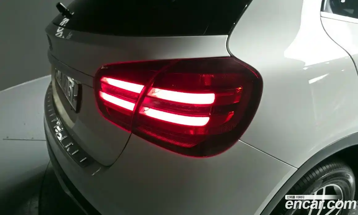 Mercedes-Benz GLA-Class 2018 2.0 гидро в Москве № 1403490, фото 9