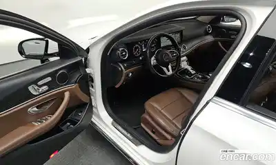 Mercedes-Benz E-Class 2019 1.9 гидро в Москве № 1403853, миниатюра 12