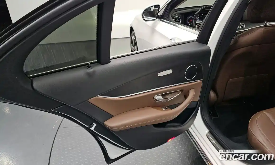 Mercedes-Benz E-Class 2019 1.9 гидро в Москве № 1403853, фото 14