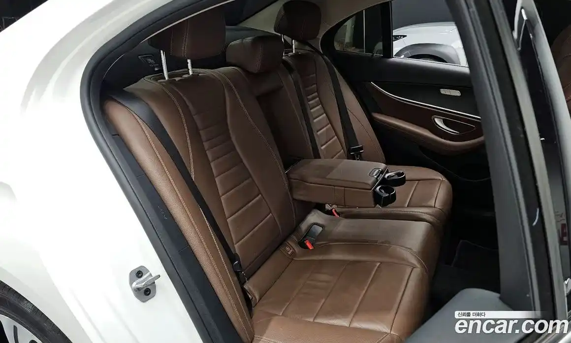 Mercedes-Benz E-Class 2019 1.9 гидро в Москве № 1403853, фото 15