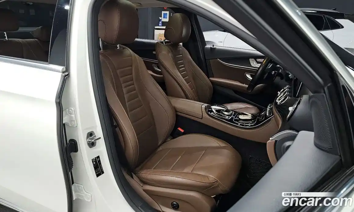 Mercedes-Benz E-Class 2019 1.9 гидро в Москве № 1403853, фото 16