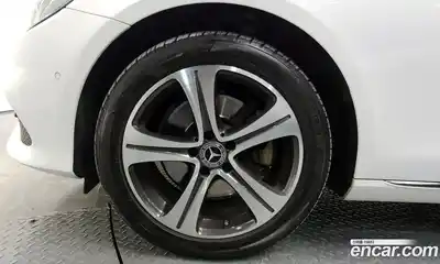 Mercedes-Benz E-Class 2019 1.9 гидро в Москве № 1403853, миниатюра 4
