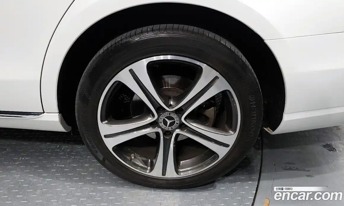 Mercedes-Benz E-Class 2019 1.9 гидро в Москве № 1403853, фото 6