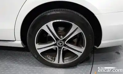 Mercedes-Benz E-Class 2019 1.9 гидро в Москве № 1403853, миниатюра 6