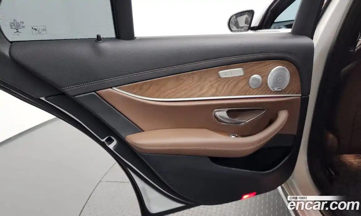 Mercedes-Benz E-Class 2020 2.0 гидро в Москве № 1403928, фото 14