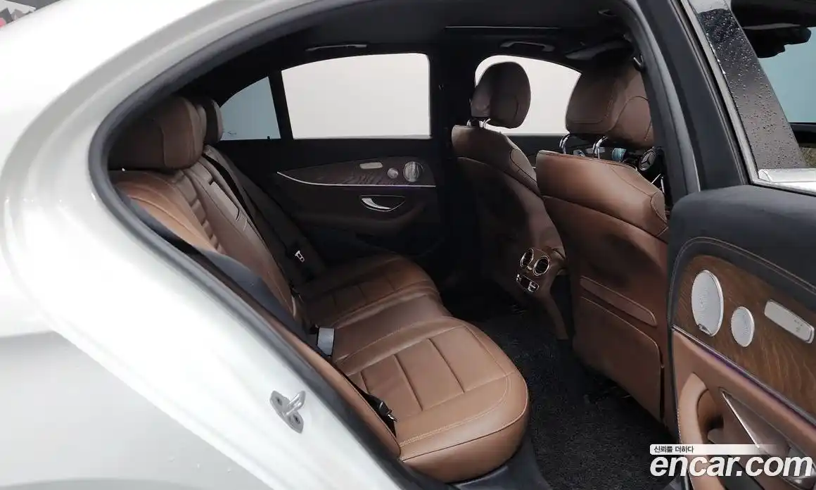 Mercedes-Benz E-Class 2020 2.0 гидро в Москве № 1403928, фото 15