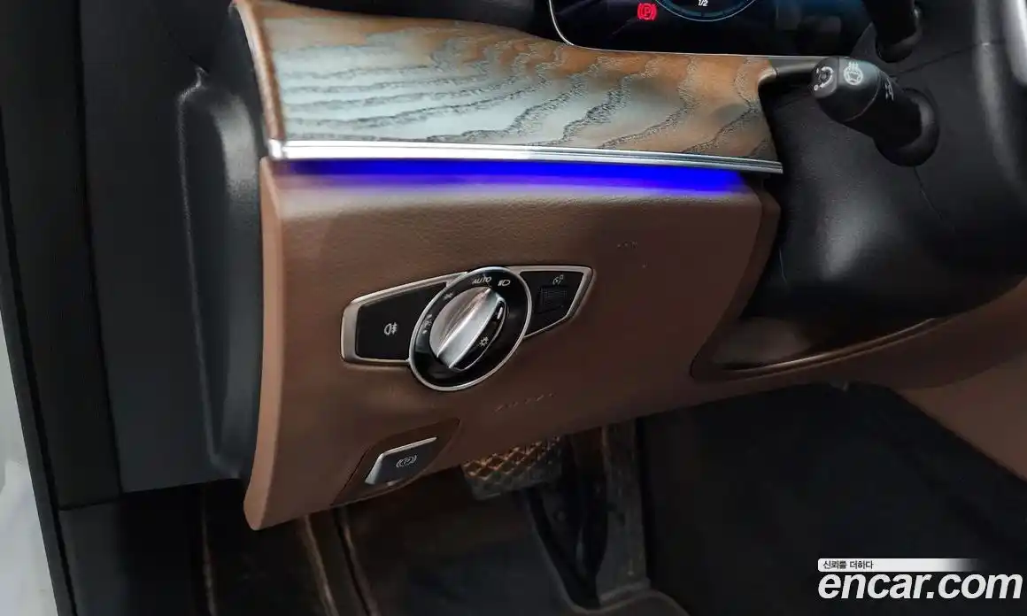 Mercedes-Benz E-Class 2020 2.0 гидро в Москве № 1403928, фото 27
