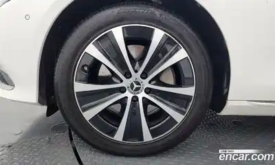 Mercedes-Benz E-Class 2020 2.0 гидро в Москве № 1403928, миниатюра 4