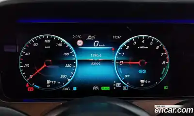 Mercedes-Benz E-Class 2020 2.0 гидро в Москве № 1403928, миниатюра 10