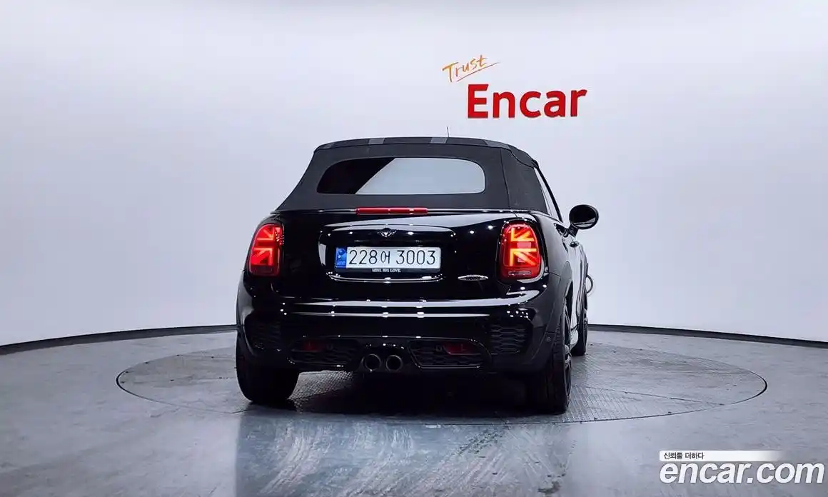 Mini Cooper Convertible 2020 2.0 гидро в Москве № 1405197, фото 4