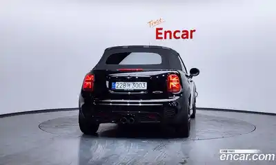Mini Cooper Convertible 2020 2.0 гидро в Москве № 1405197, миниатюра 4