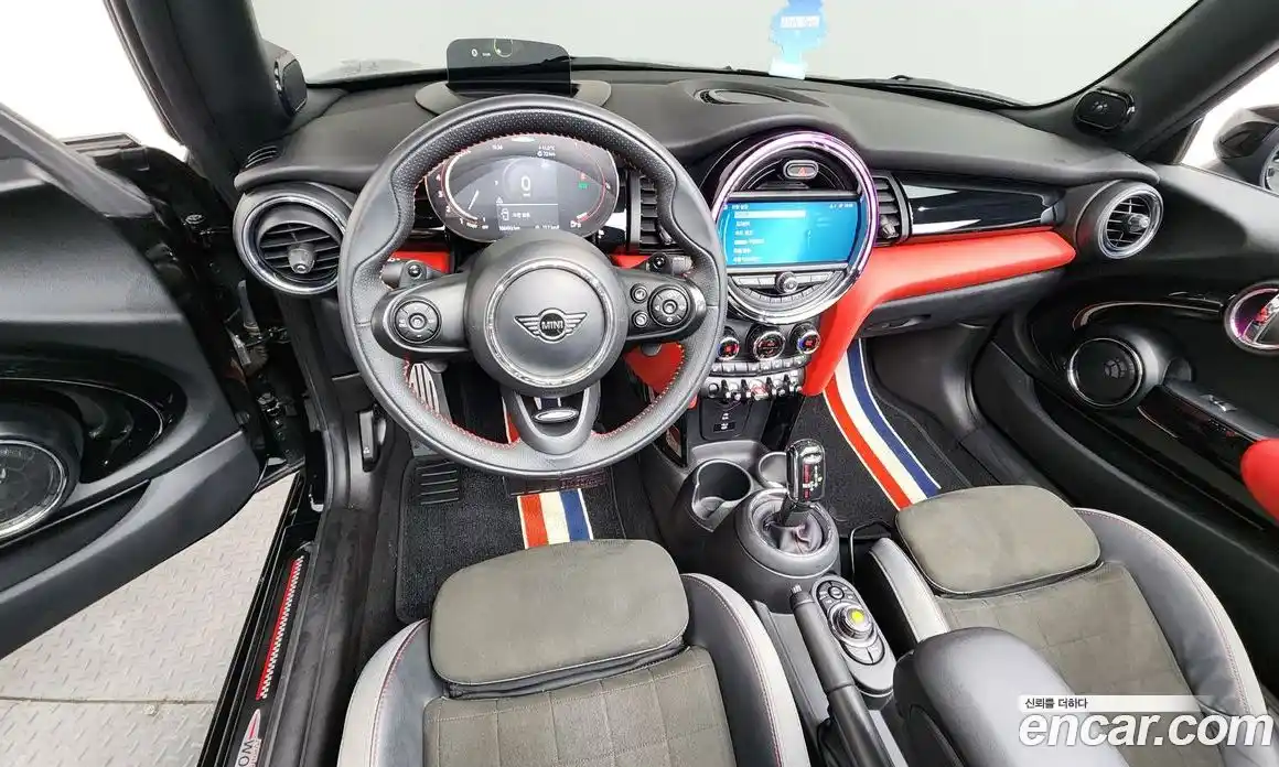 Mini Cooper Convertible 2020 2.0 гидро в Москве № 1405197, фото 10