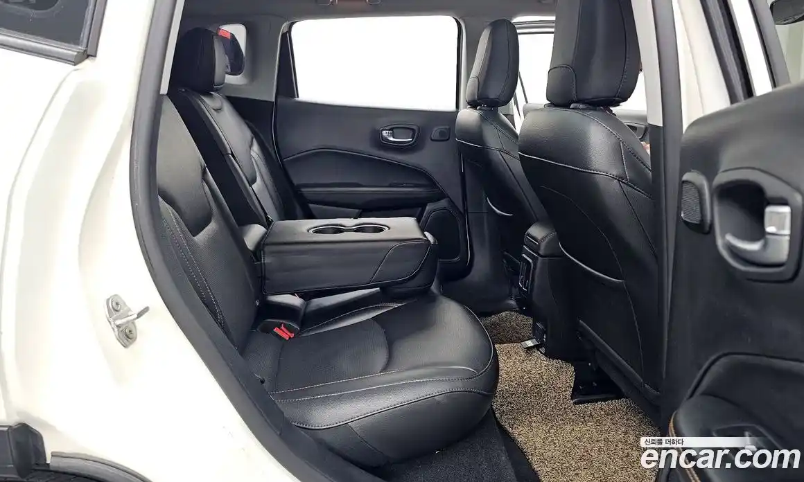 Jeep Compass 2019 2.4 гидро в Москве № 1424398, фото 18