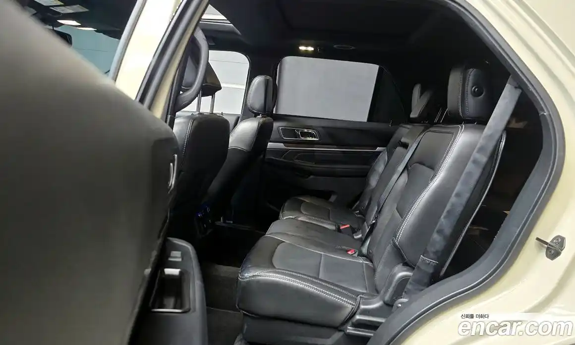 Ford Explorer 2018 2.3 гидро в Москве № 1424739, фото 17
