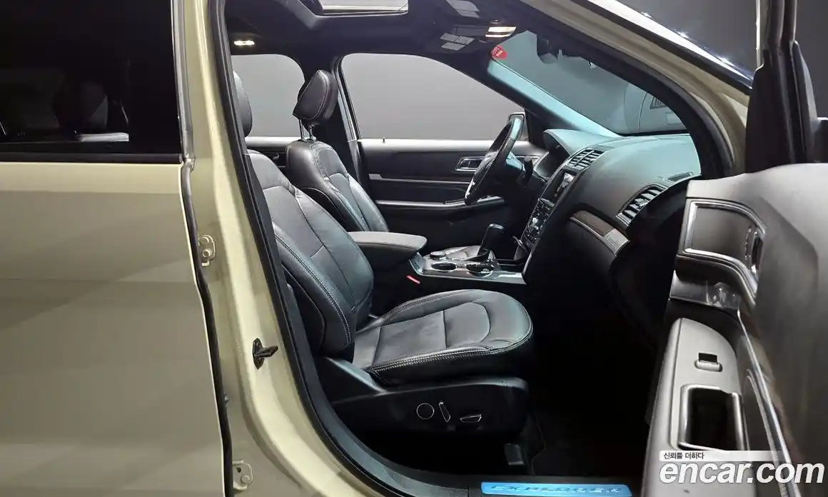 Ford Explorer 2018 2.3 гидро в Москве № 1424739, фото 18