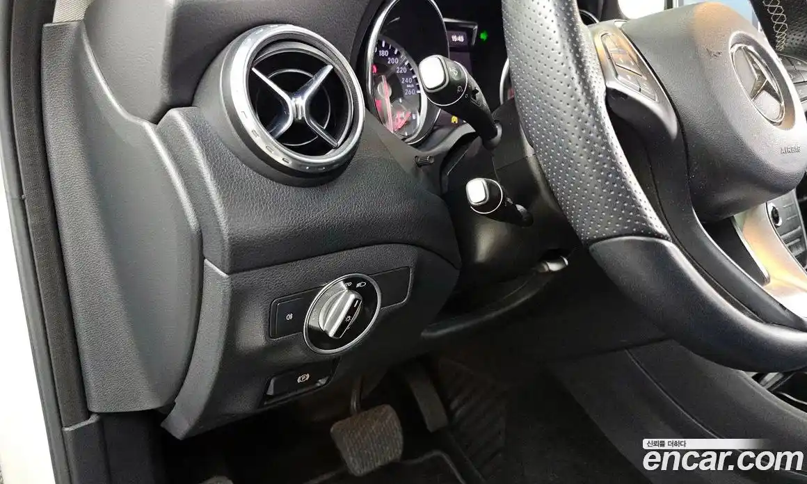 Mercedes-Benz GLA-Class 2016 2.1 гидро в Москве № 143114, фото 18