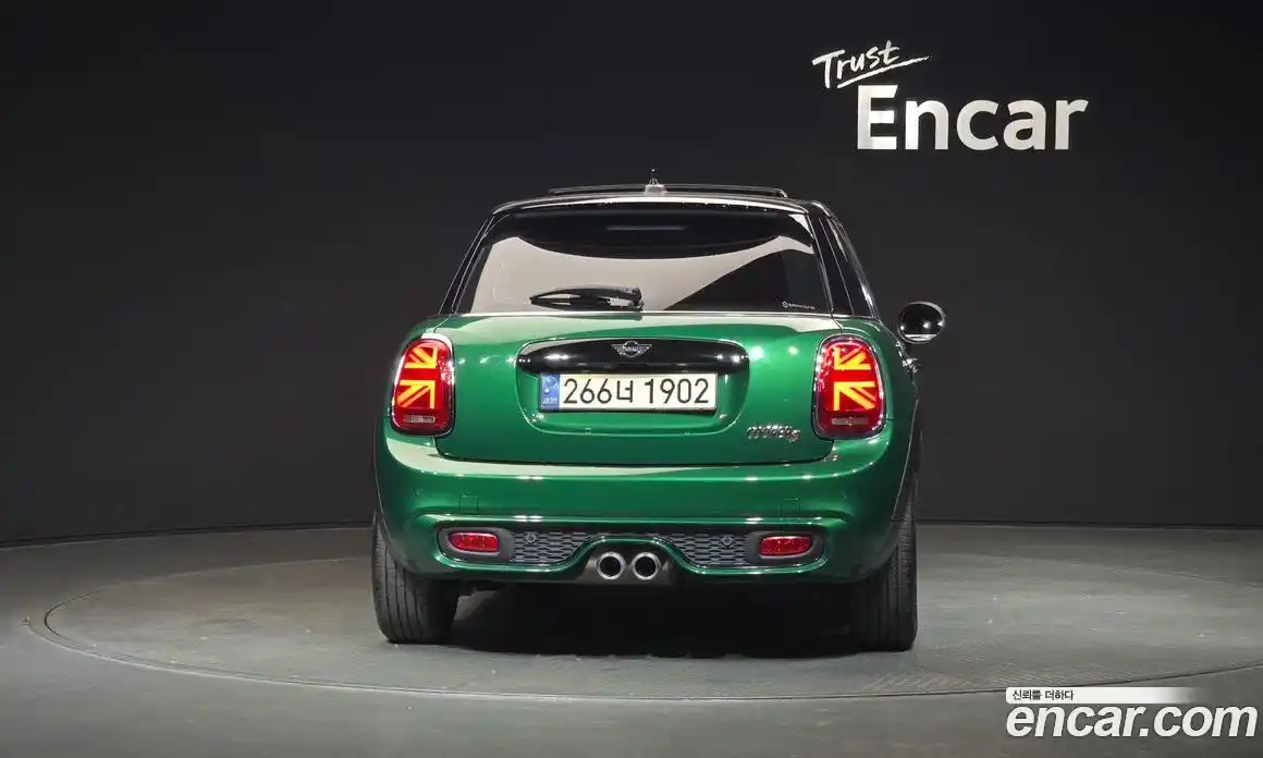 Mini Cooper 2020 2.0 гидро в Москве № 145434, фото 4