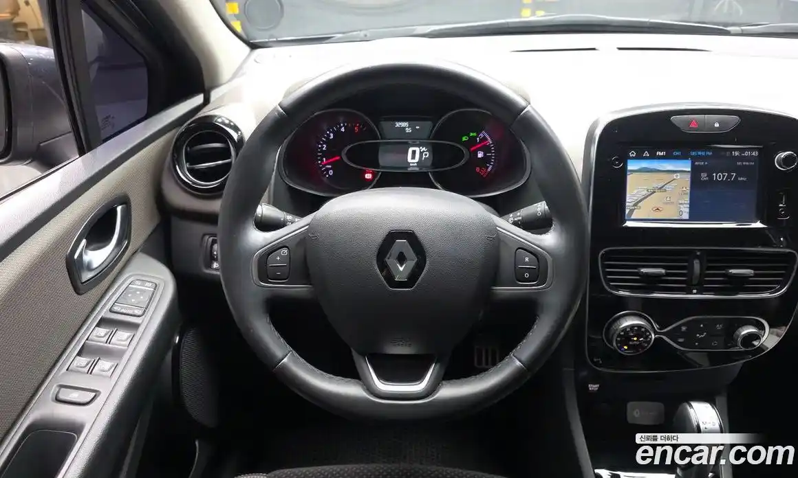 Renault Cilo 2018 1.5 гидро в Москве № 1542815, фото 19
