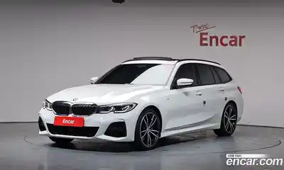 BMW 3-Series, 2022