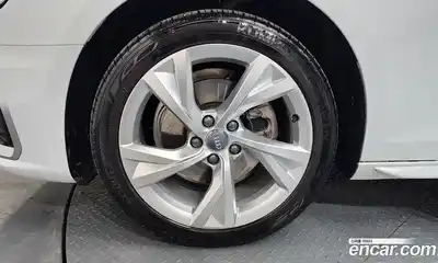 Audi A4 2021 2.0 гидро в Москве № 1545972, миниатюра 5