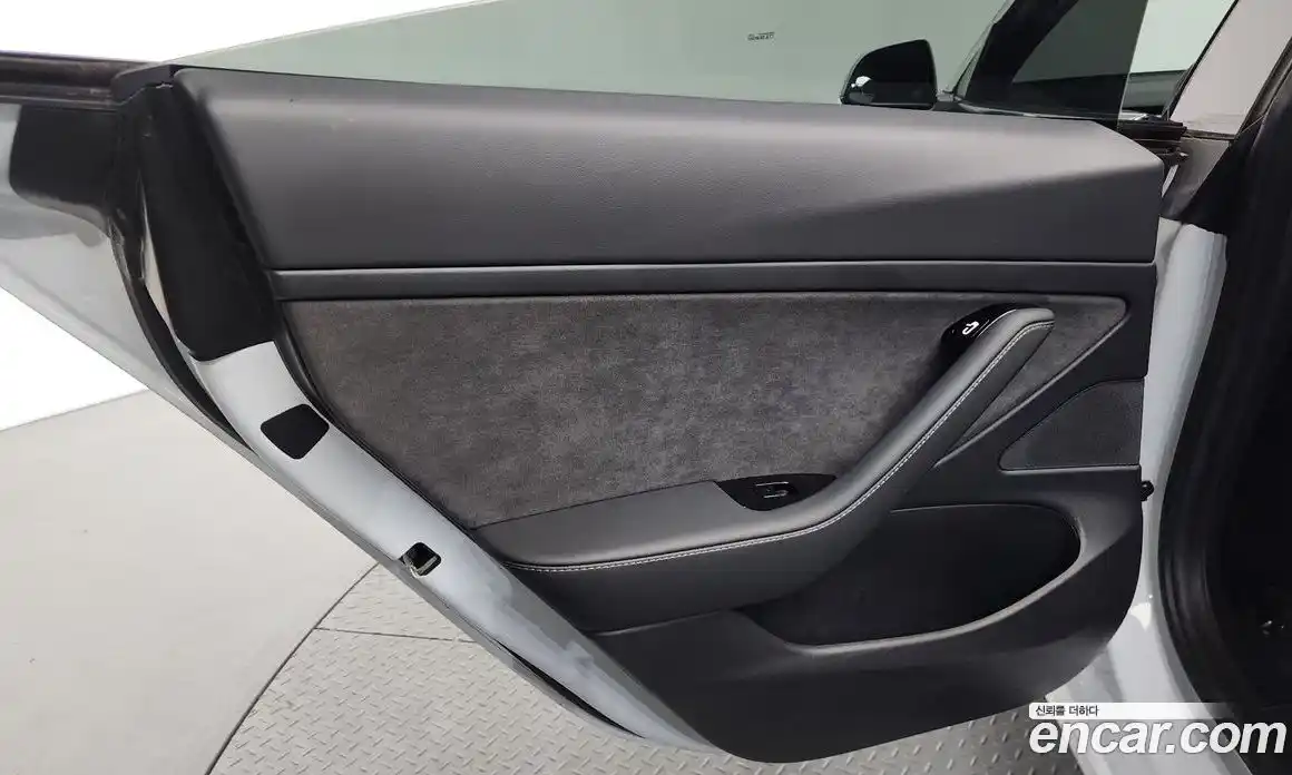 Tesla Model 3 2020 0.1 гидро, фото 15