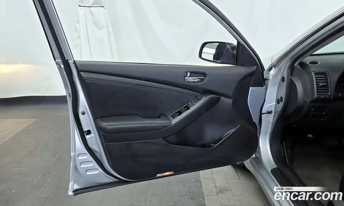 Nissan Altima 2010 3.5 гидро в Москве № 1551256, фото 13