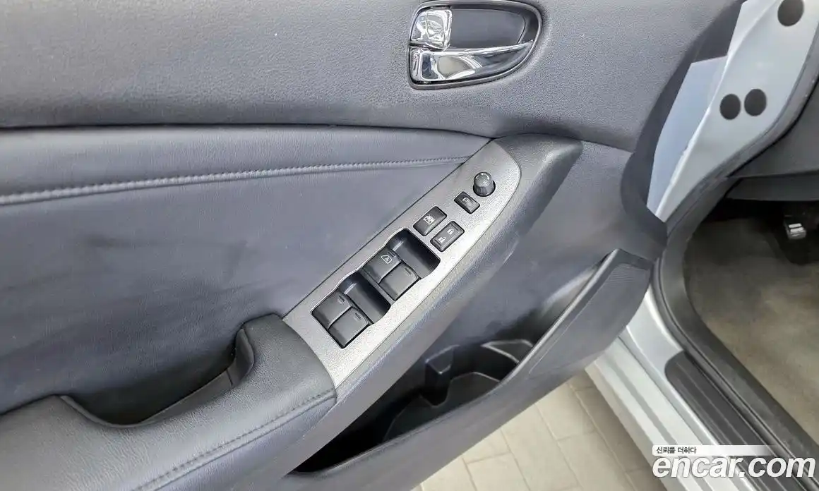 Nissan Altima 2010 3.5 гидро в Москве № 1551256, фото 26