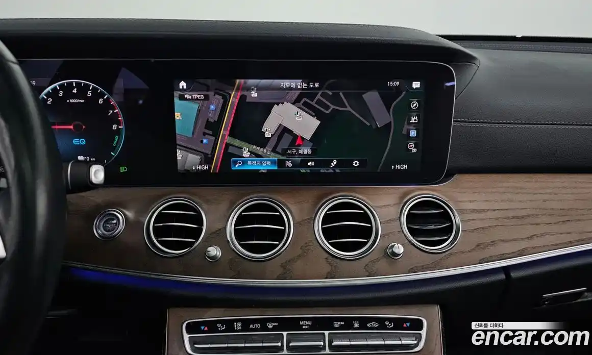 Mercedes-Benz E-Class 2021 2.0 гидро в Москве, фото 15