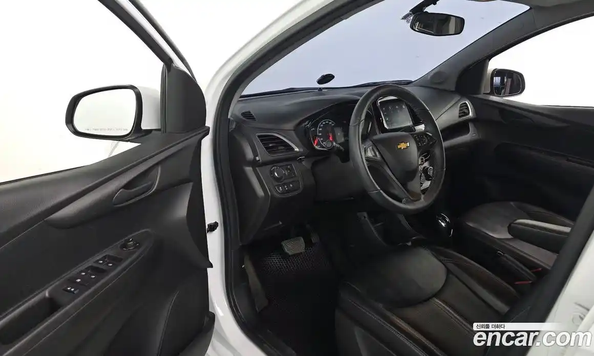 Chevrolet Spark 2018 1.0 гидро в Москве, фото 13
