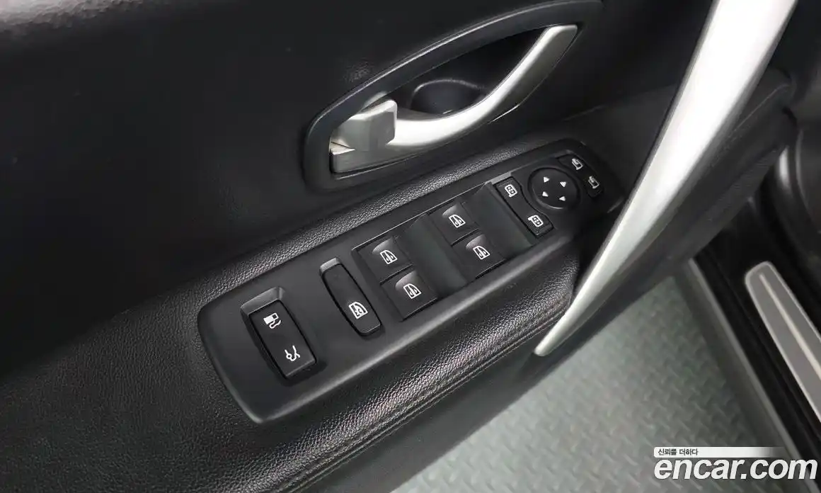 Renault SM7 2019 2.0 гидро в Москве № 1615245, фото 29