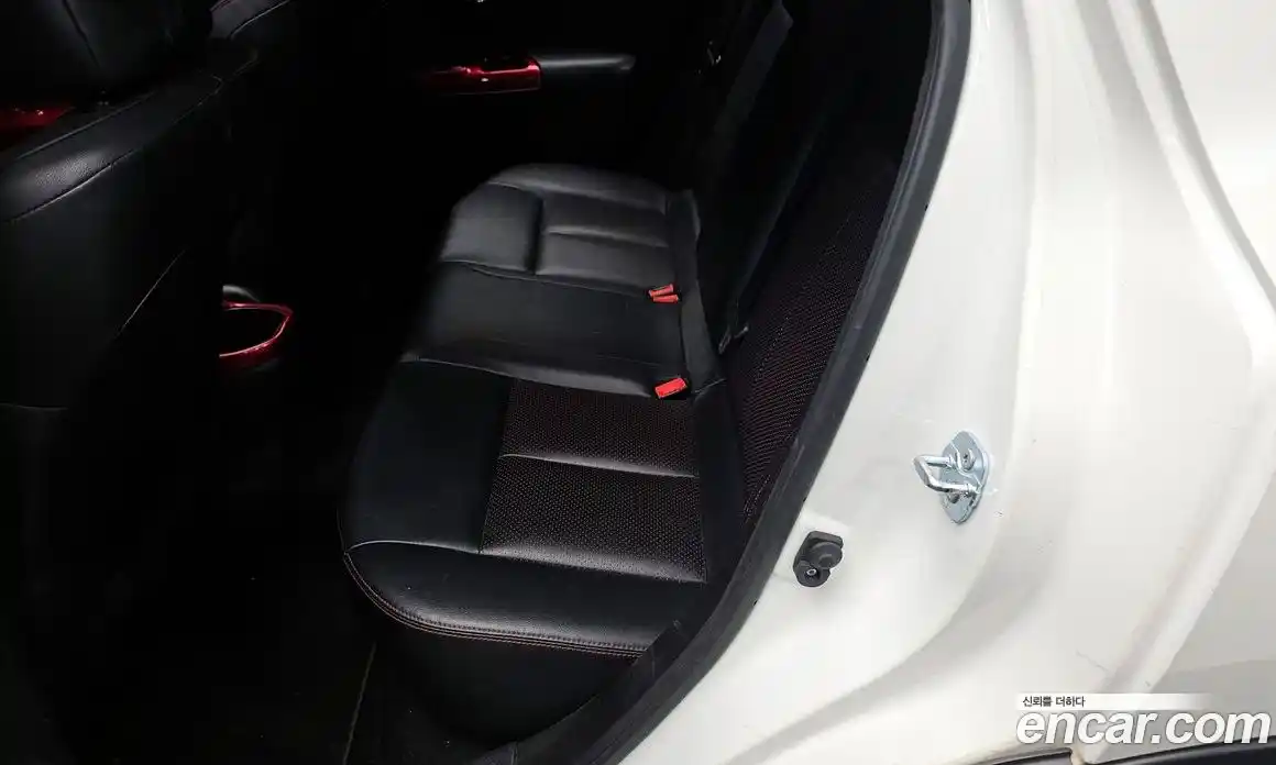 Nissan Juke 2017 1.6 гидро в Москве № 1618535, фото 16
