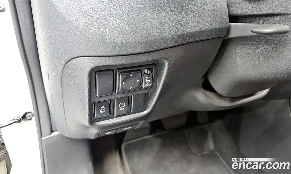 Nissan Juke 2017 1.6 гидро в Москве № 1618535, фото 27