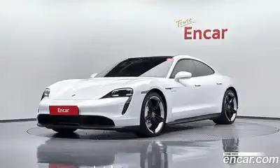 Porsche Taycan, 2023