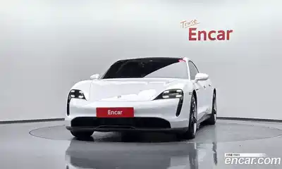 Porsche Taycan 2023 0.1 гидро в Москве № 1618922, миниатюра 3