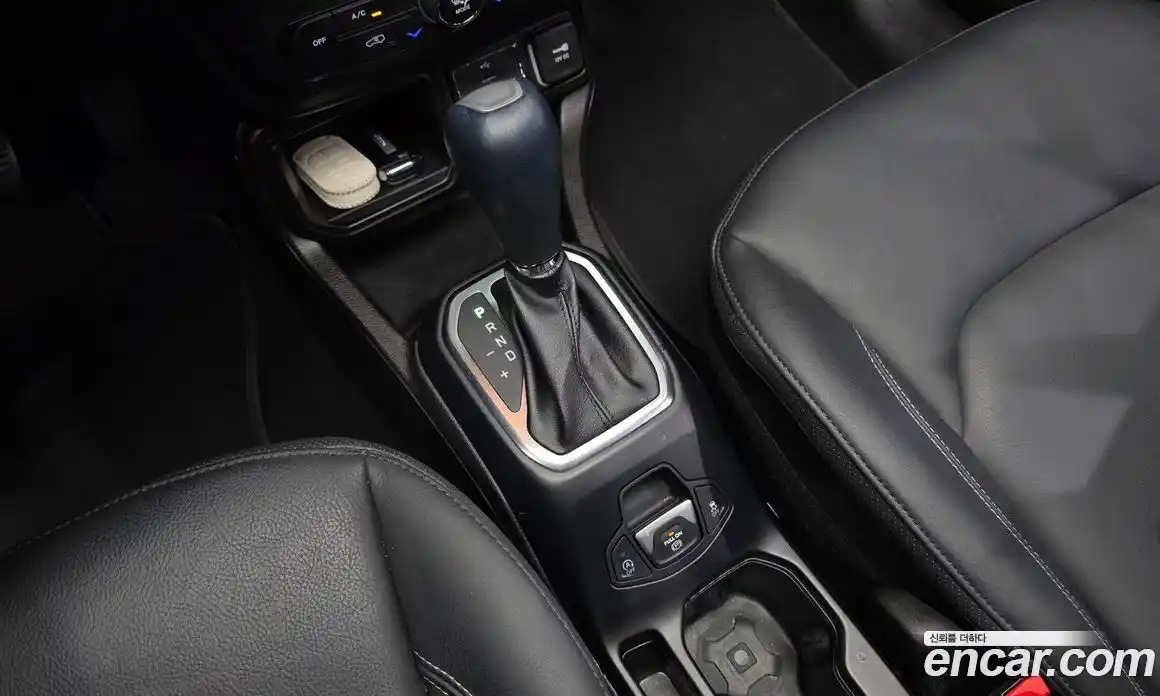 Jeep Renegade 2023 1.3 гидро в Москве № 1623791, фото 12
