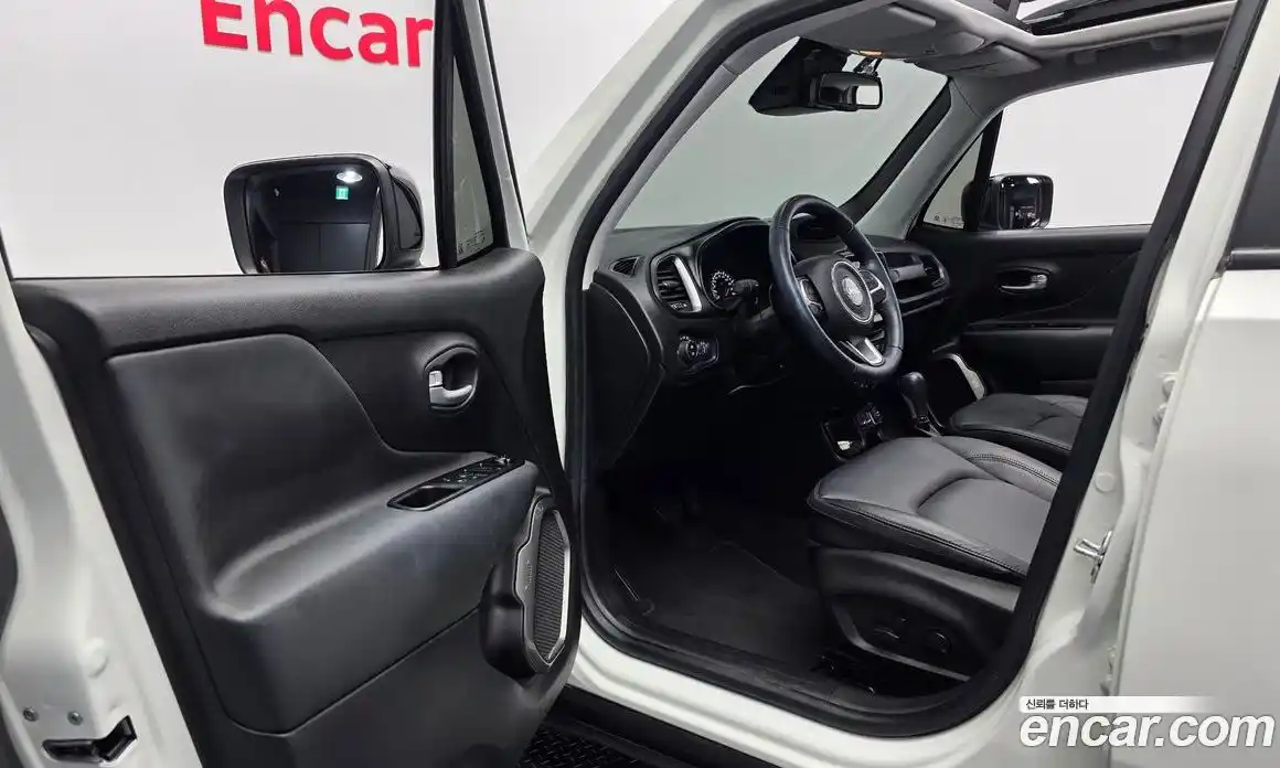 Jeep Renegade 2023 1.3 гидро в Москве № 1623791, фото 13