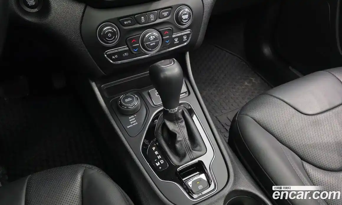 Jeep Cherokee 2021 2.4 гидро в Москве № 1624025, фото 12