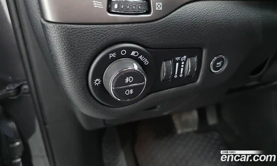 Jeep Cherokee 2021 2.4 гидро в Москве № 1624025, фото 32