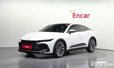 Toyota Crown, 2023
