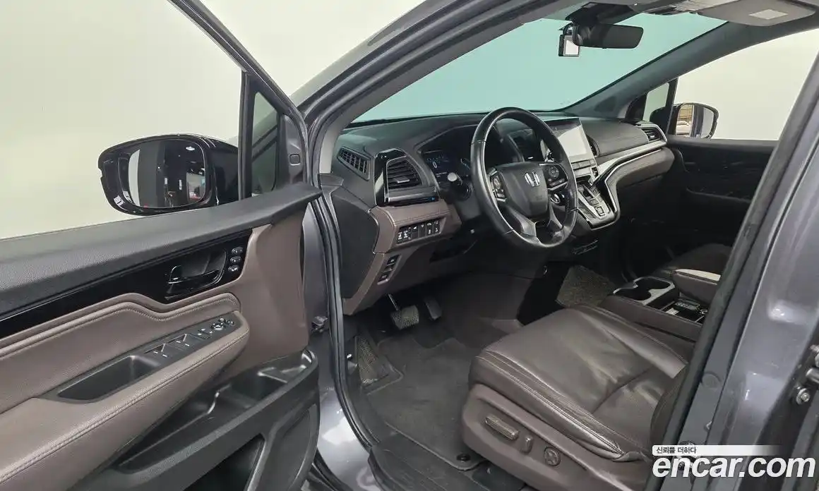 Honda Odyssey 2019 3.5 гидро в Москве № 1624548, фото 13